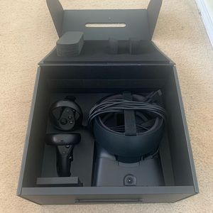 Oculus Rift S VR headset